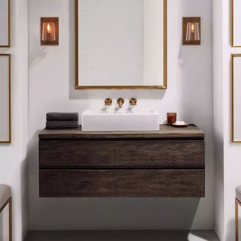 Kuseau Glass Wall Sconce