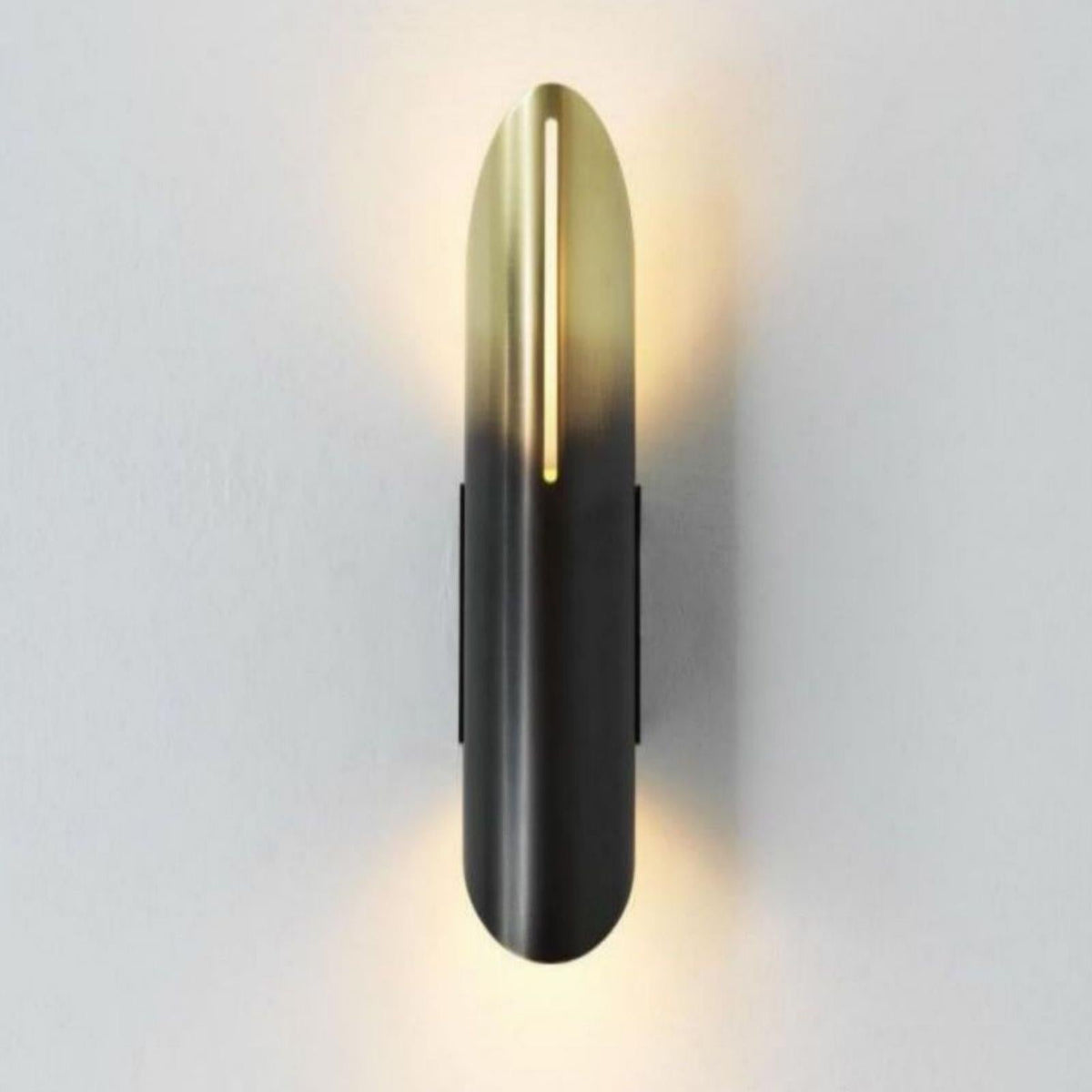 Brio Voyager Sconce - product detail 3