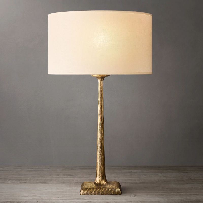 Thadeus Table Lamp