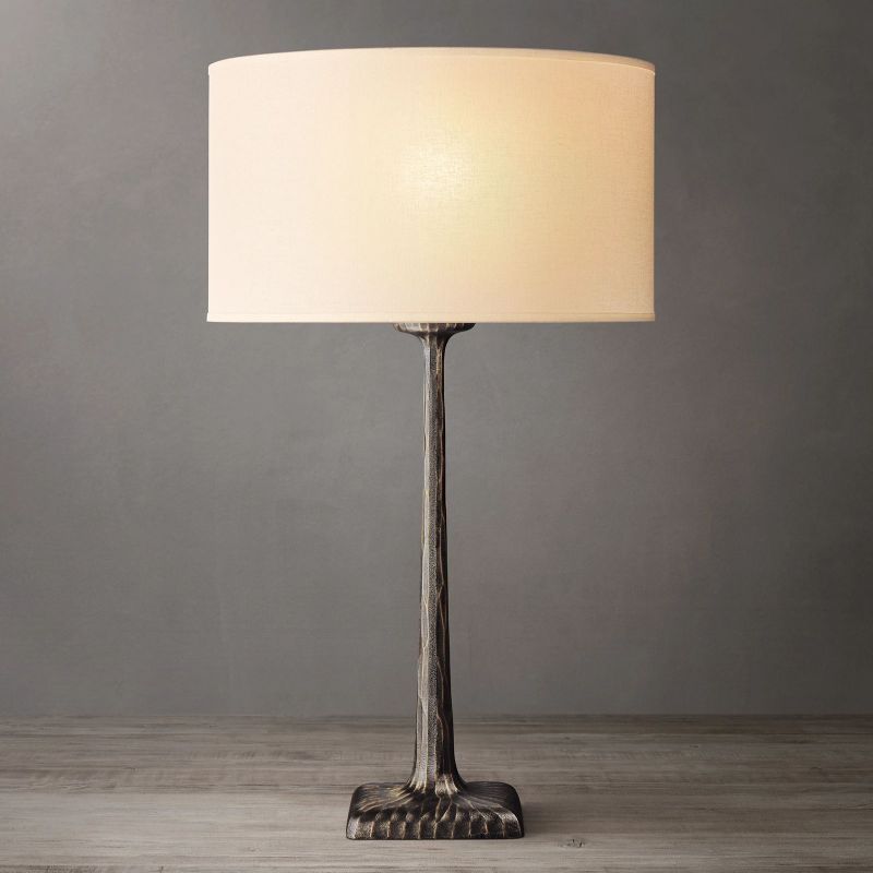 Thadeus Table Lamp